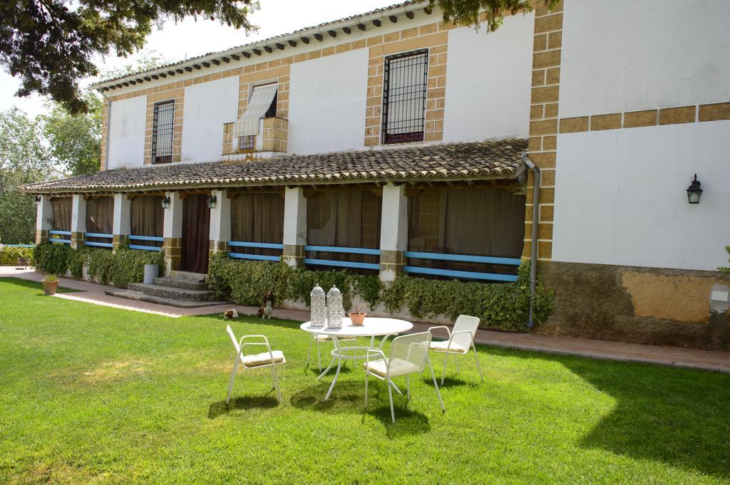 Alojamiento San Juan Bautista กาซอร์ลา ภายนอก รูปภาพ